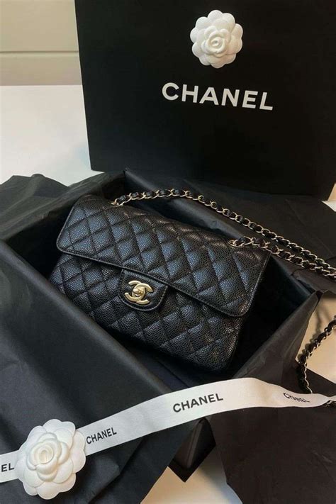 chanel lamb vs caviar|Chanel 2.55 Double Flap: Caviar vs La.